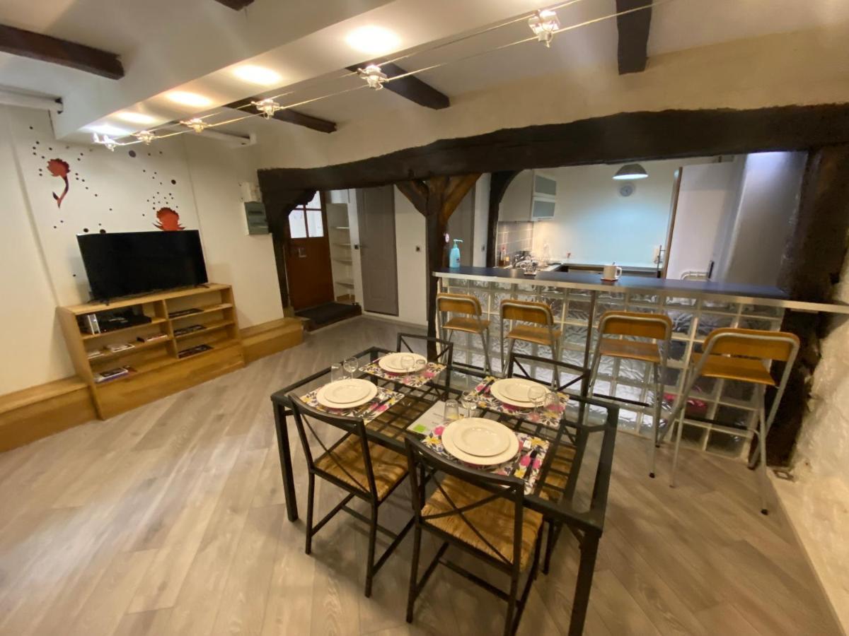 Le charme Rouennais - Appartement d'exception Extérieur photo